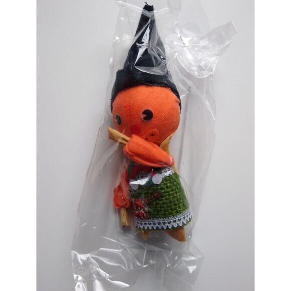 Halloween Cloth and Paper Halloween Scarecrow Witch Vintage UNUSED Floral Decor - Picture 1 of 6